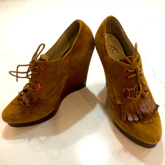 Michael Kors Suede Wedge Shoes - Picture 1 of 7